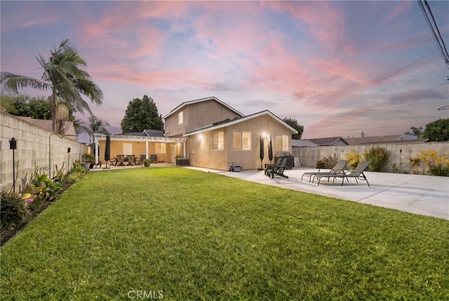 6402 Raymond Avenue, Long Beach, CA 90805