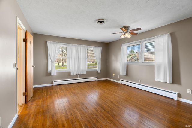 262 N ST RD 39, Monticello, IN 47960