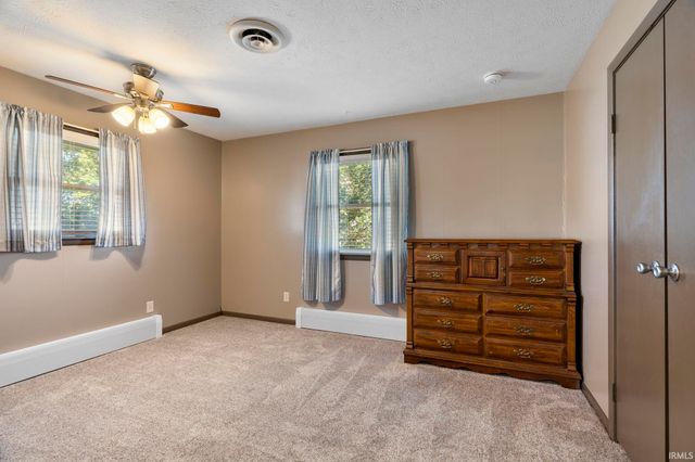 262 N ST RD 39, Monticello, IN 47960