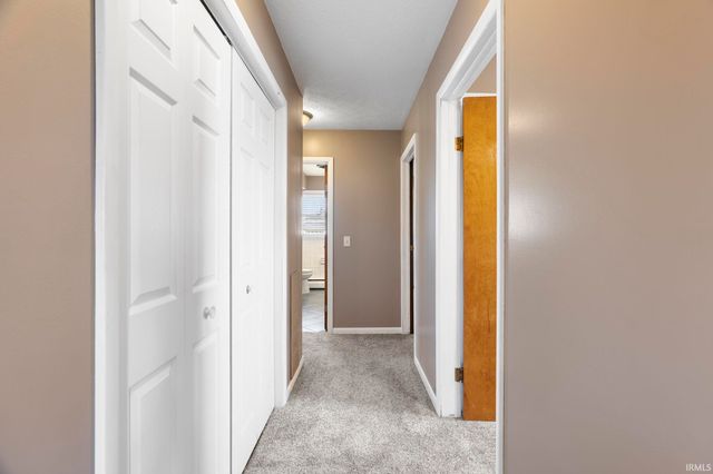 262 N ST RD 39, Monticello, IN 47960