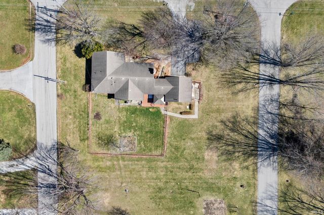 262 N ST RD 39, Monticello, IN 47960