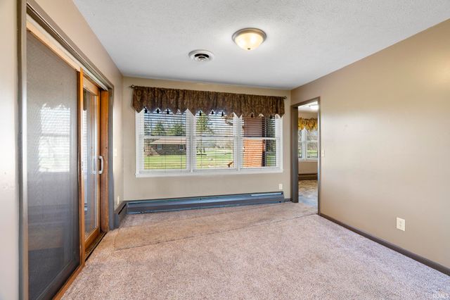 262 N ST RD 39, Monticello, IN 47960