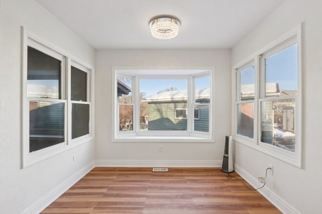 26814 N Genesee Street, Wauconda, IL 60084