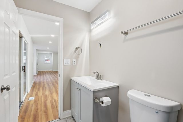 26814 N Genesee Street, Wauconda, IL 60084