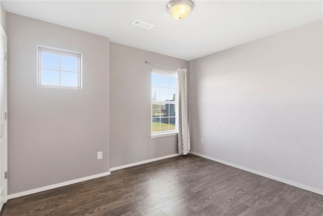 7233 Charlotte Avenue, Springdale, AR 72762