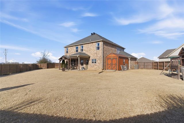 7233 Charlotte Avenue, Springdale, AR 72762