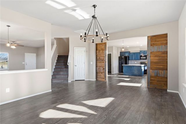 7233 Charlotte Avenue, Springdale, AR 72762