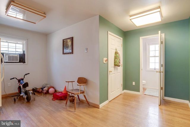 3220 COURTNEY SCHOOL RD, Midland, VA 22728