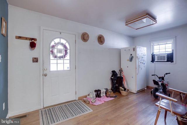 3220 COURTNEY SCHOOL RD, Midland, VA 22728