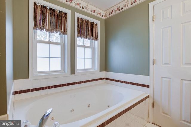 3220 COURTNEY SCHOOL RD, Midland, VA 22728