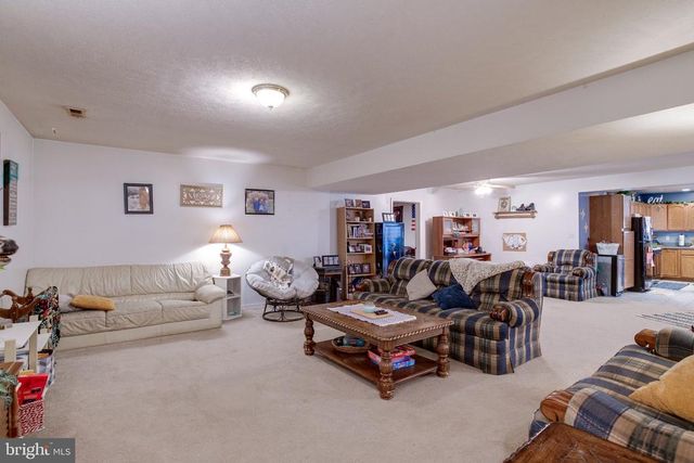 3220 COURTNEY SCHOOL RD, Midland, VA 22728