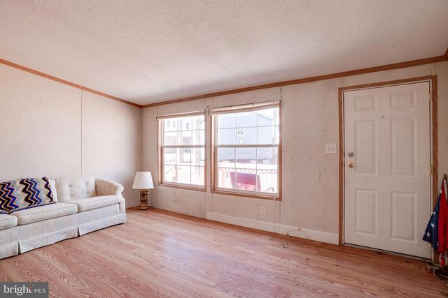 3220 COURTNEY SCHOOL RD, Midland, VA 22728