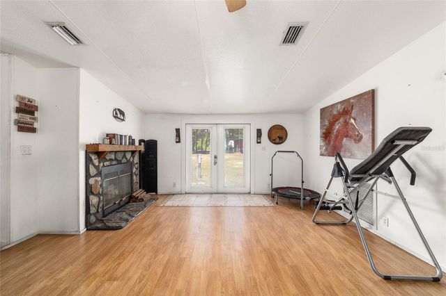 19551 SE 42ND PLACE, Morriston, FL 32668