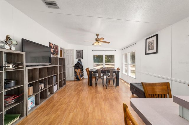 19551 SE 42ND PLACE, Morriston, FL 32668