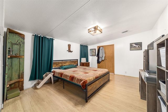 19551 SE 42ND PLACE, Morriston, FL 32668
