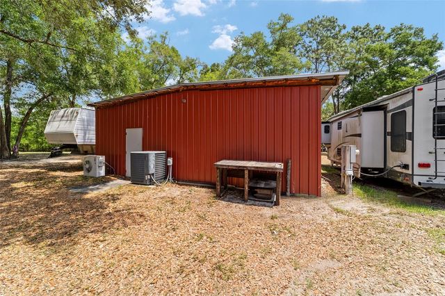 19551 SE 42ND PLACE, Morriston, FL 32668