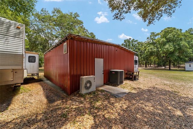 19551 SE 42ND PLACE, Morriston, FL 32668