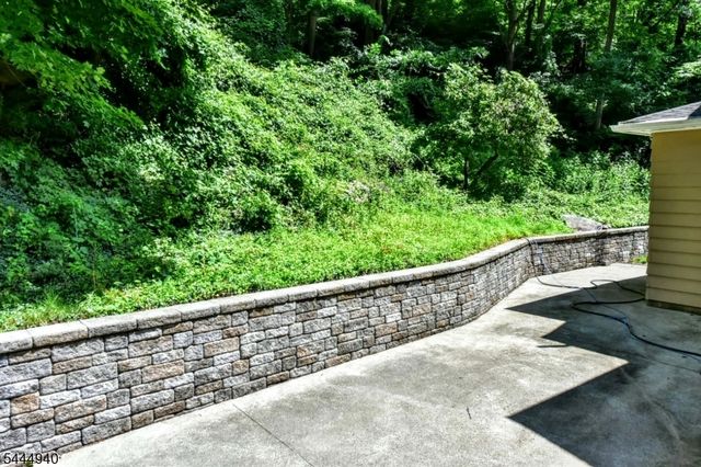 508 Pat Hamburg Tpke, West Milford Twp., NJ 07480