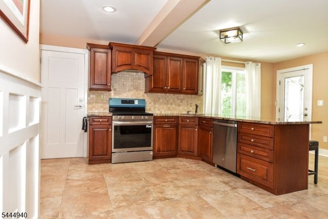 508 Pat Hamburg Tpke, West Milford Twp., NJ 07480