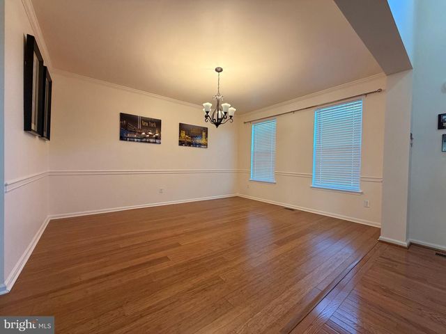 894 YORKSHIRE DR, Breinigsville, PA 18031