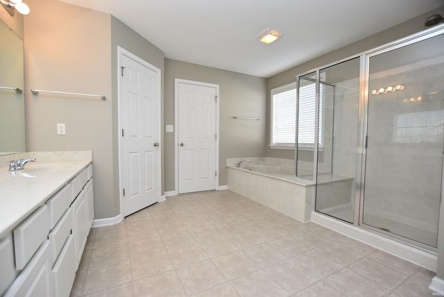 212 S Rockwood Crescent Court, Bloomington, IN 47403