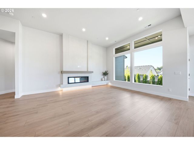 3718 N 12TH Cir, Ridgefield, WA 98642