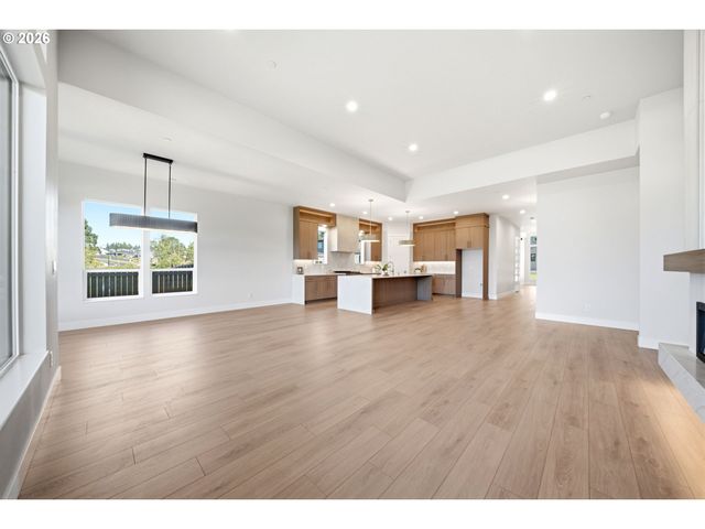 3718 N 12TH Cir, Ridgefield, WA 98642