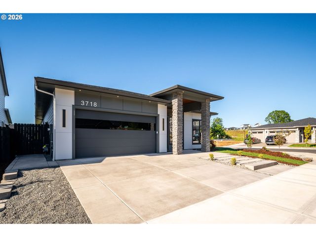 3718 N 12TH Cir, Ridgefield, WA 98642