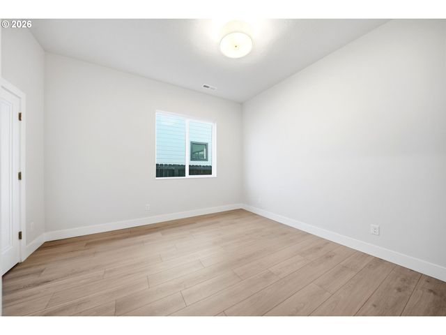 3718 N 12TH Cir, Ridgefield, WA 98642