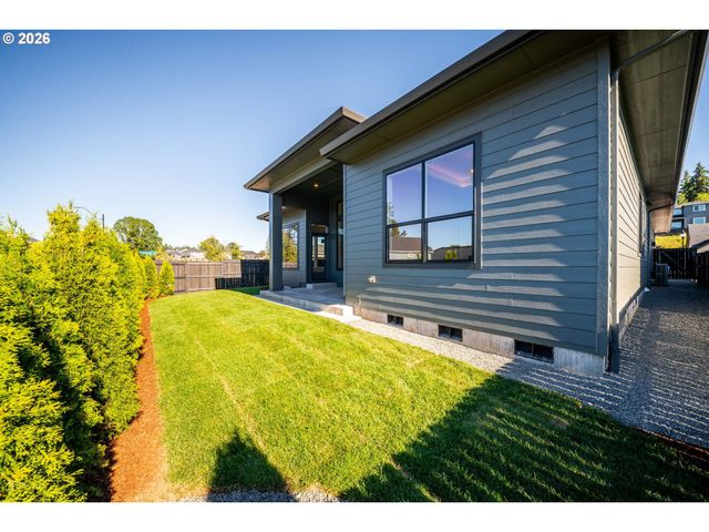 3718 N 12TH Cir, Ridgefield, WA 98642