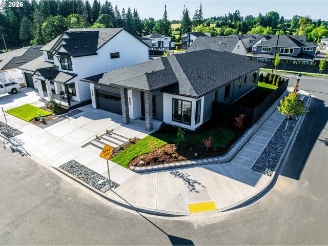 3718 N 12TH Cir, Ridgefield, WA 98642