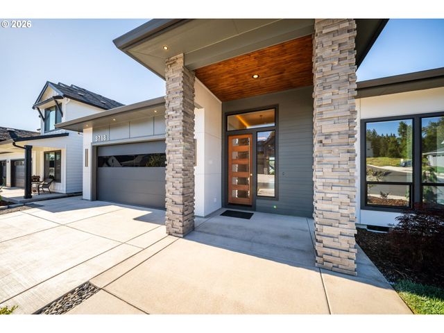 3718 N 12TH Cir, Ridgefield, WA 98642