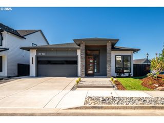 3718 N 12TH Cir, Ridgefield, WA 98642