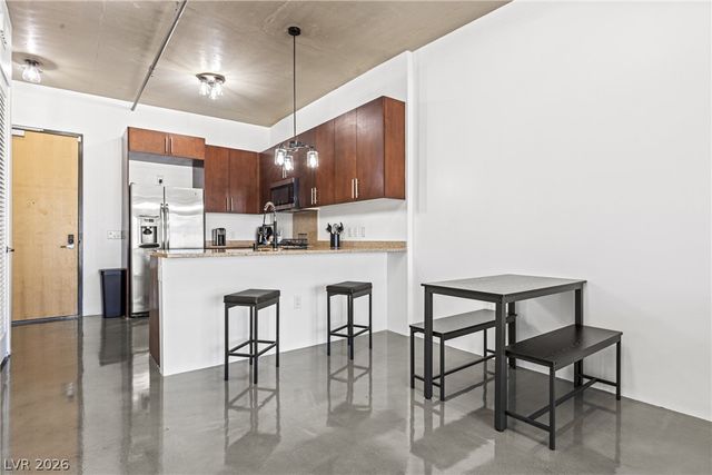 353 East Bonneville Avenue 707, Las Vegas, NV 89101