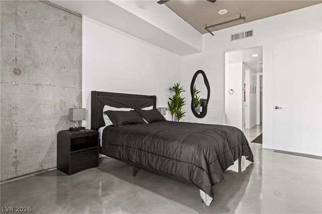 353 East Bonneville Avenue 707, Las Vegas, NV 89101