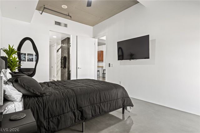 353 East Bonneville Avenue 707, Las Vegas, NV 89101