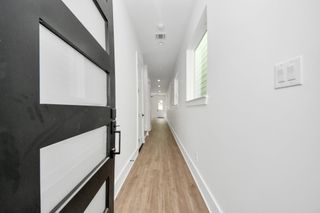 5029 Broom Street B, Houston, TX 77091