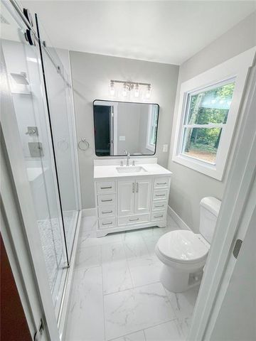 5545 Crestview Drive, Acworth, GA 30102