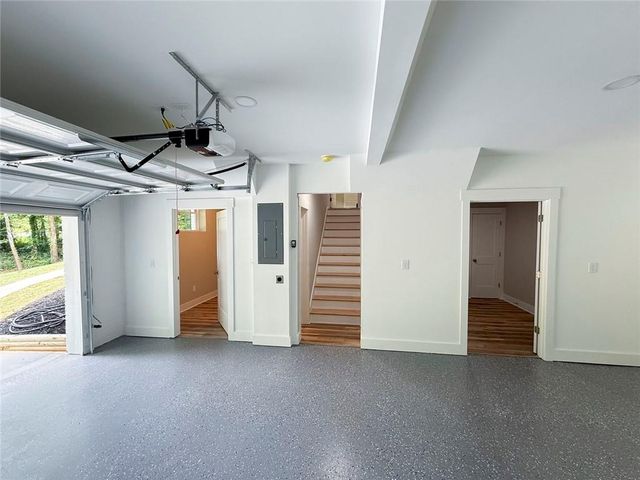 5545 Crestview Drive, Acworth, GA 30102