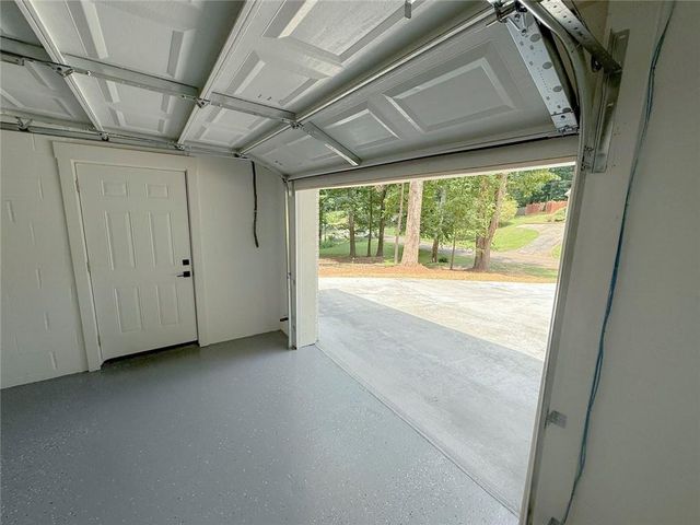 5545 Crestview Drive, Acworth, GA 30102