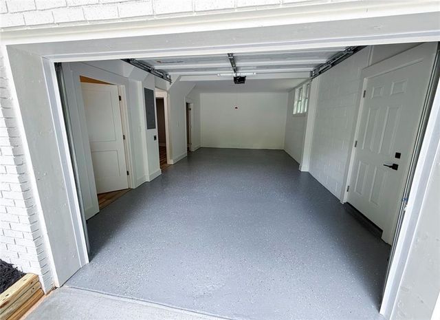 5545 Crestview Drive, Acworth, GA 30102
