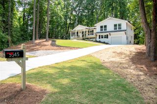 5545 Crestview Drive, Acworth, GA 30102