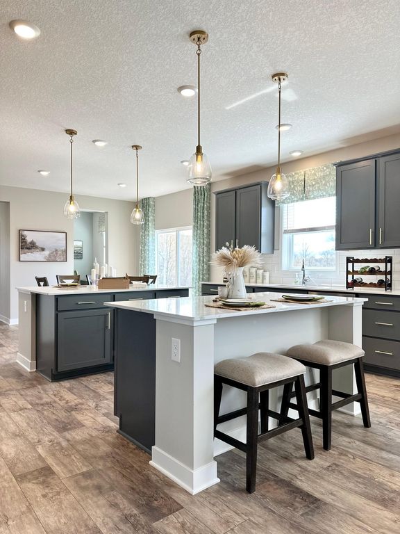 1634 Oak Creek Drive, Chaska, MN 55318 — photo 2