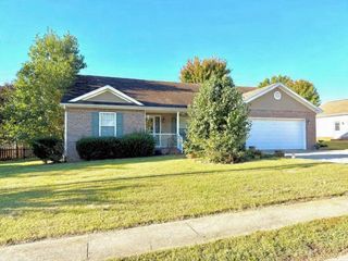 974 Wing Tip Circle, Hopkinsville, KY 42240