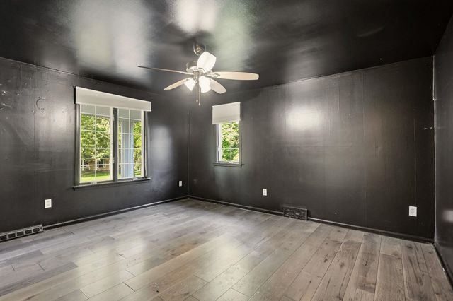 3298 Foss Drive, Saginaw, MI 48603