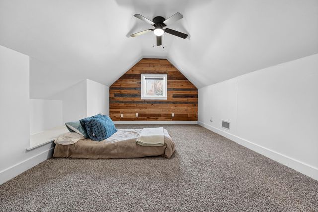 1402 Pecan ST, Bastrop, TX 78602