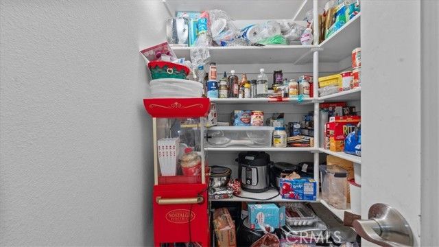 7860 Alston, Hesperia, CA 92345