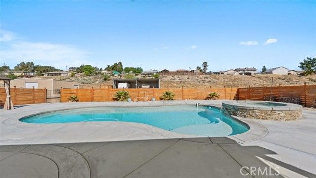 7860 Alston, Hesperia, CA 92345