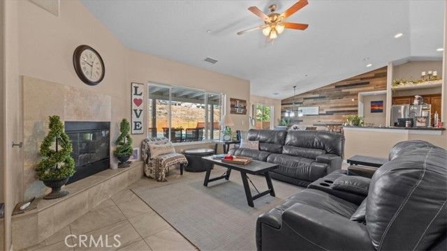 7860 Alston, Hesperia, CA 92345