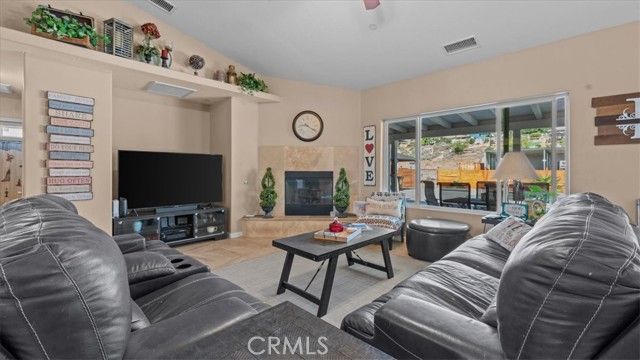 7860 Alston, Hesperia, CA 92345